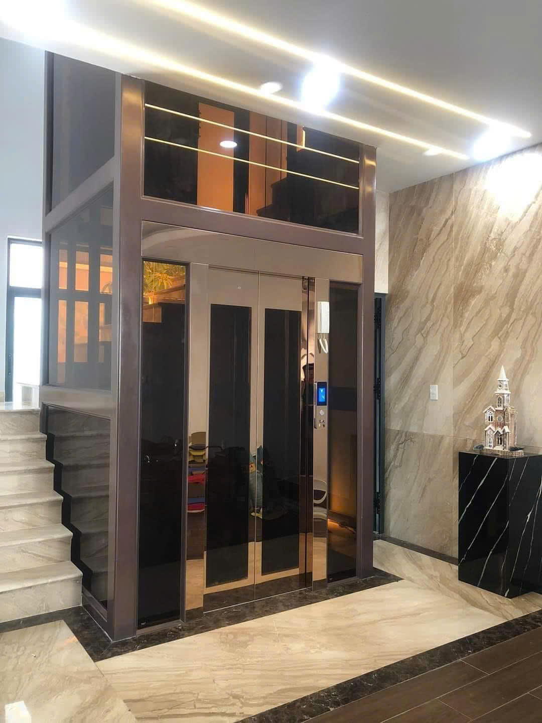 Hoàng Đức - Địa chỉ lắp đặt thang máy BMT uy tín, chuyên nghiệp