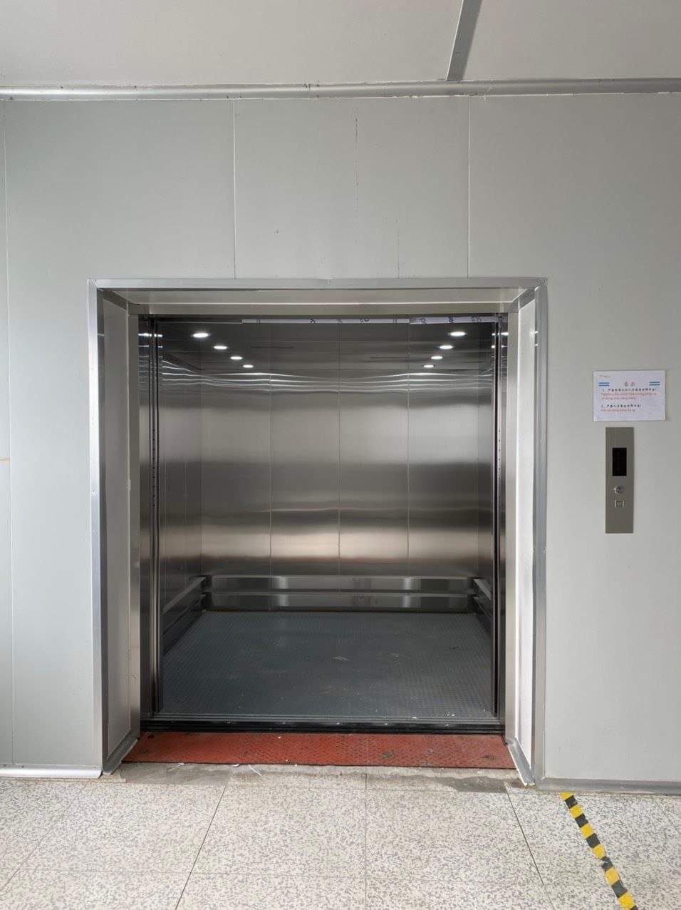 Lắp đặt thang máy tải hàng Daklak phù hợp